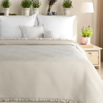 Prehoz na posteľ FALBANKA 200x220 cm bežový s volánovým lemom